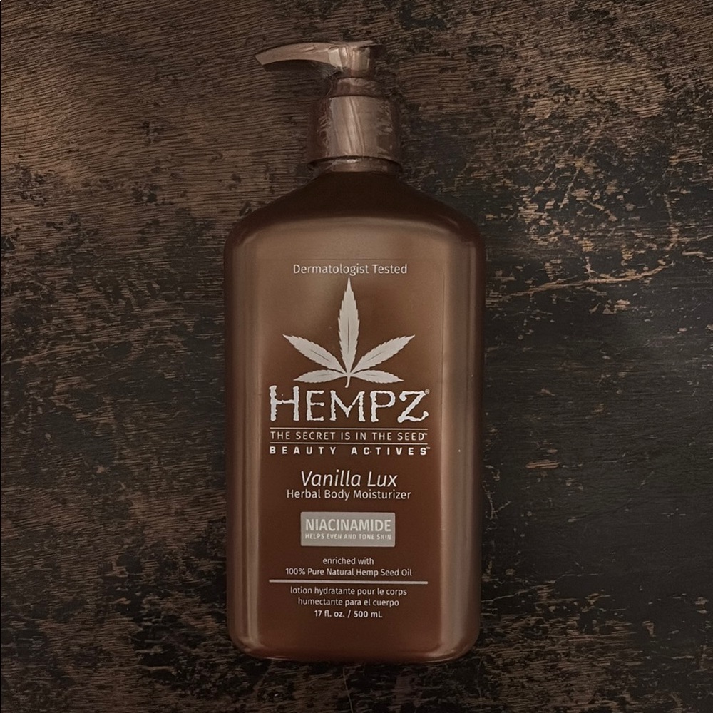 New Hempz Vanilla Lux Herbal Body Moisturizer